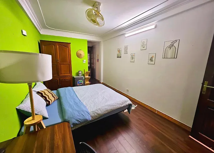 Rainbow Homestay - No 8 Alley 18B Tong Dan