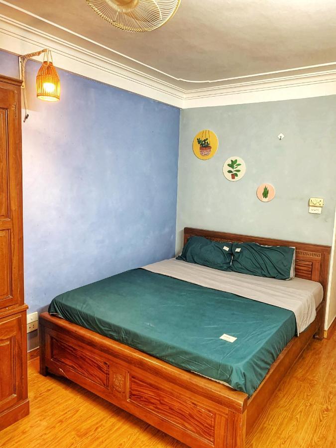 Rainbow - No 8 Alley 18b Tong Dan Homestay