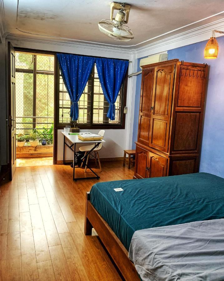 Rainbow - No 8 Alley 18b Tong Dan Homestay