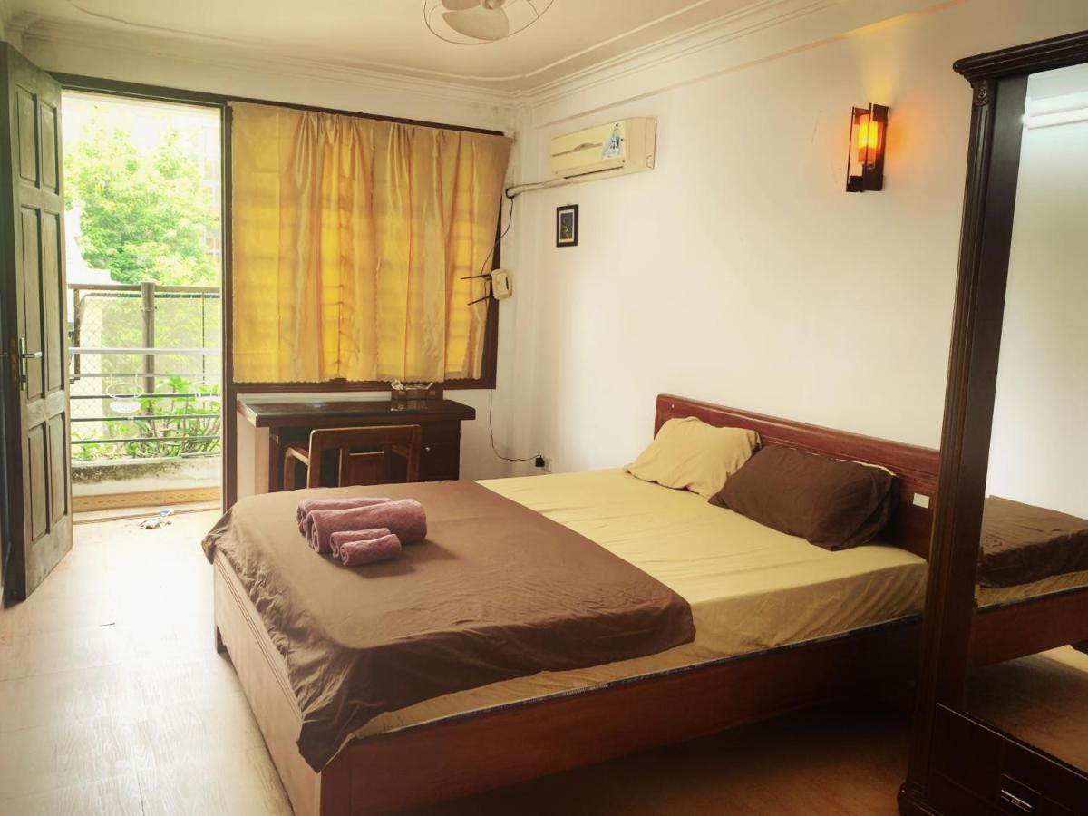 Homestay Rainbow - No 8 Alley 18b Tong Dan *