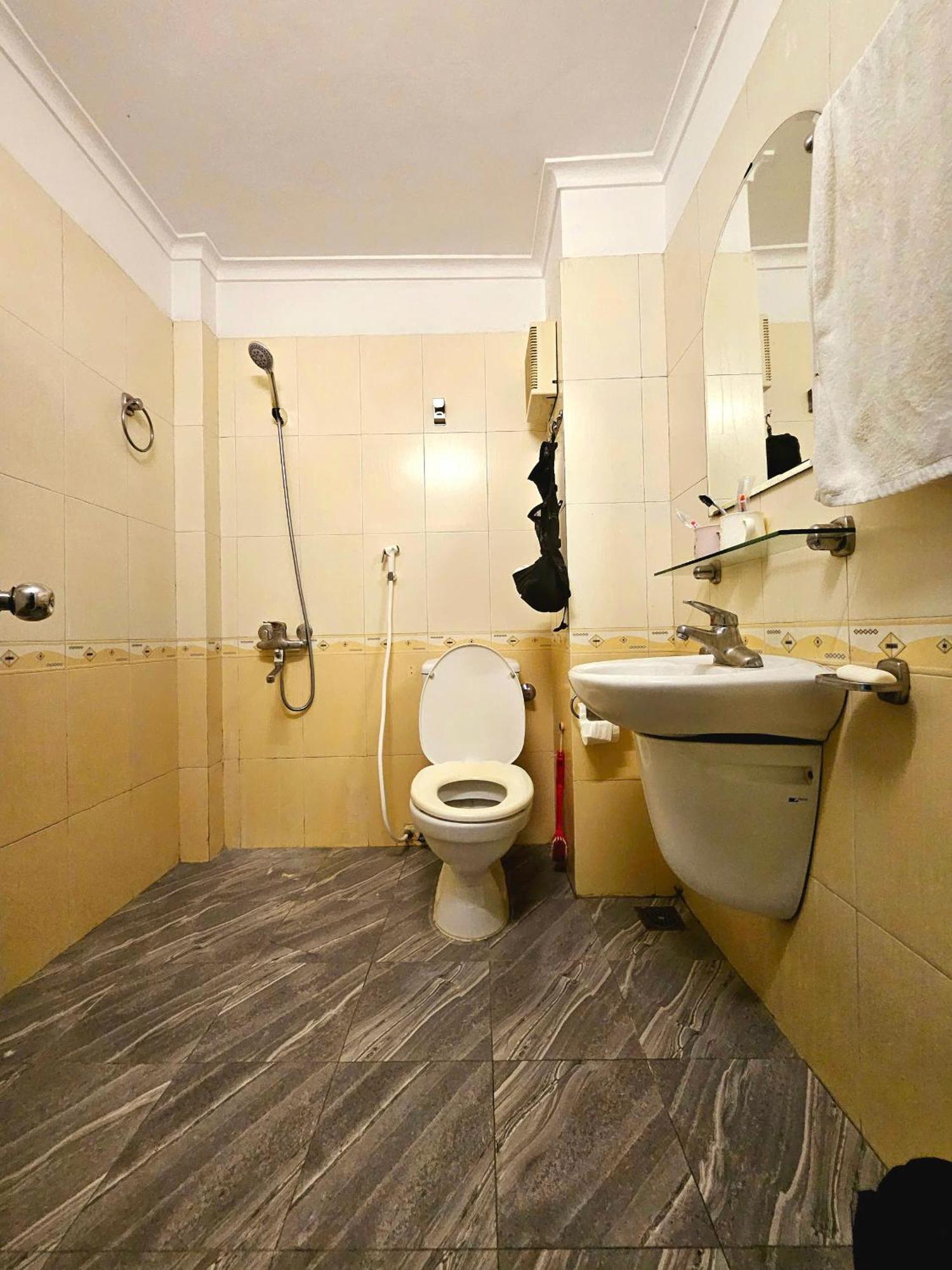 Homestay Rainbow - No 8 Alley 18b Tong Dan *